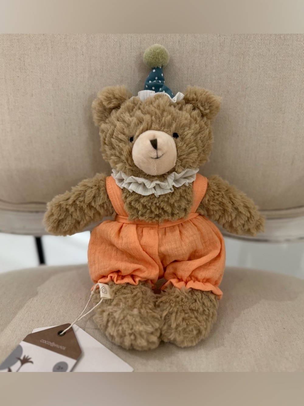 🤍 NWT Plush Birthday Teddy Bear in Linen Orange Overalls with Polka Dot Hat